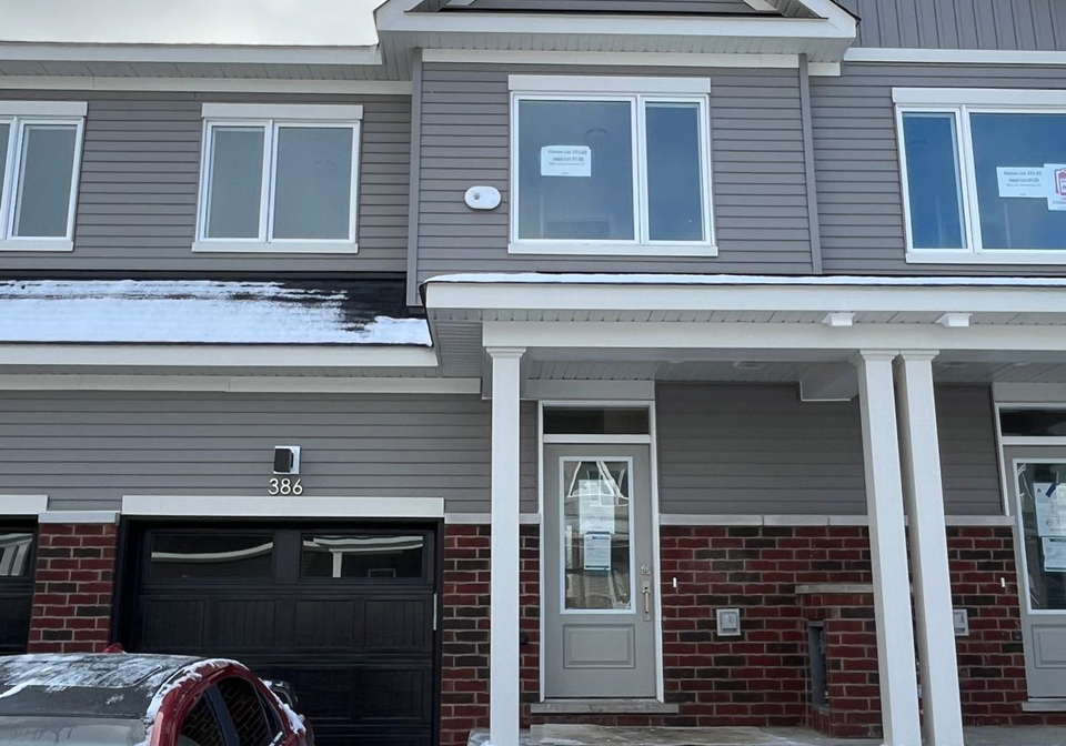 386-les-emmerson-drive-ottawa-ontario-x12683616