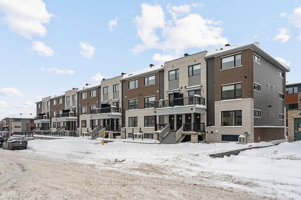 301-glenroy-gilbert-drive-ottawa-ontario-x12684996