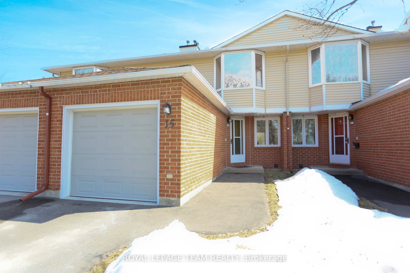 15-forestlane-private-overbrook-castleheights-and-area-ottawa-ontario-x12685618