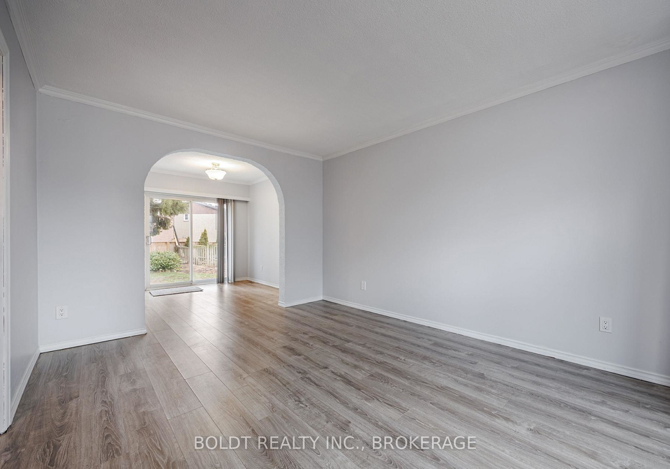 30-lafayette-drive-st-catharines-ontario-x12686228