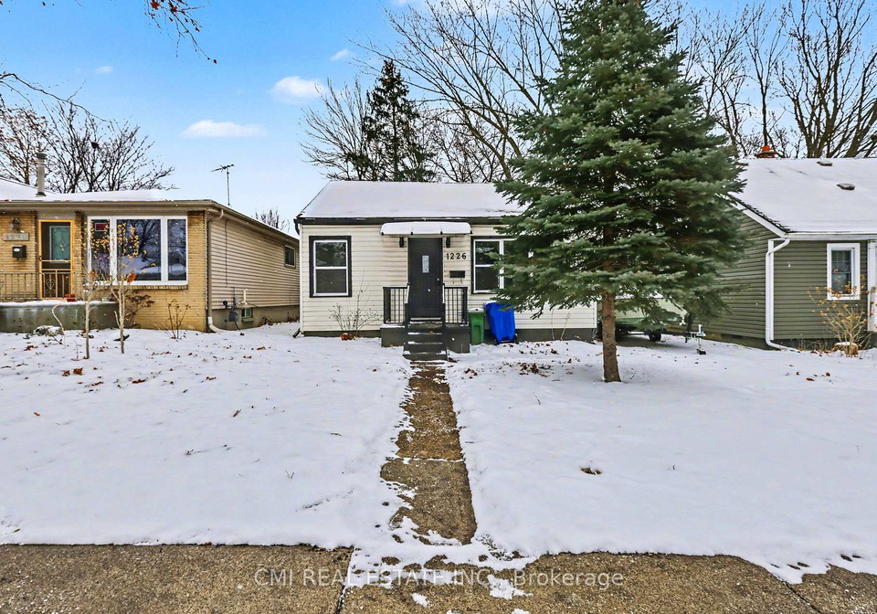1226-wigle-avenue-windsor-ontario-x12686382