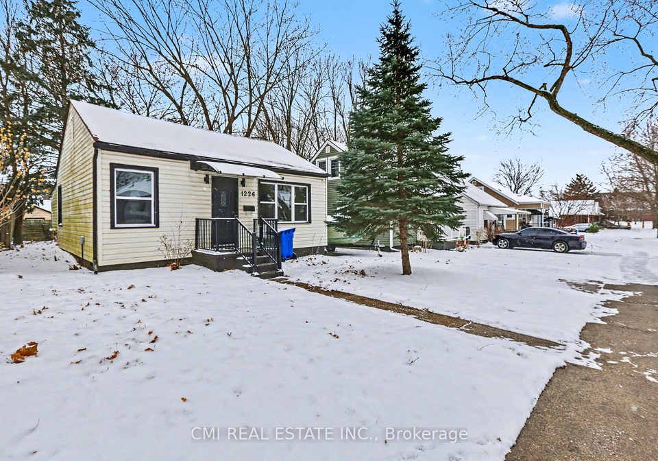 1226-wigle-avenue-windsor-ontario-x12686382