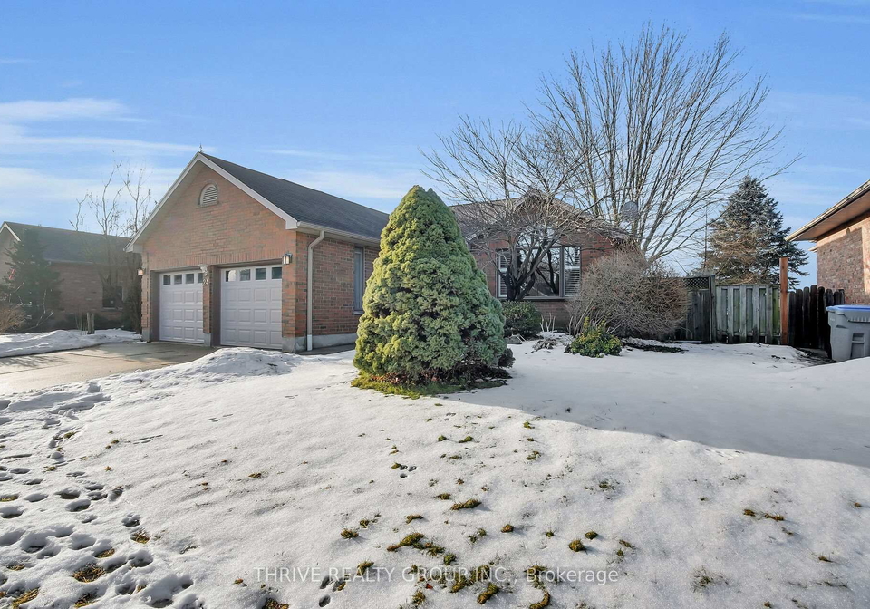 24-parkview-crescent-strathroy-caradoc-ontario-x12686404