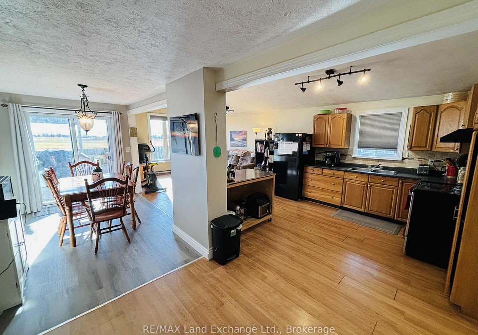 206-grace-street-e-georgian-bluffs-ontario-x12686502