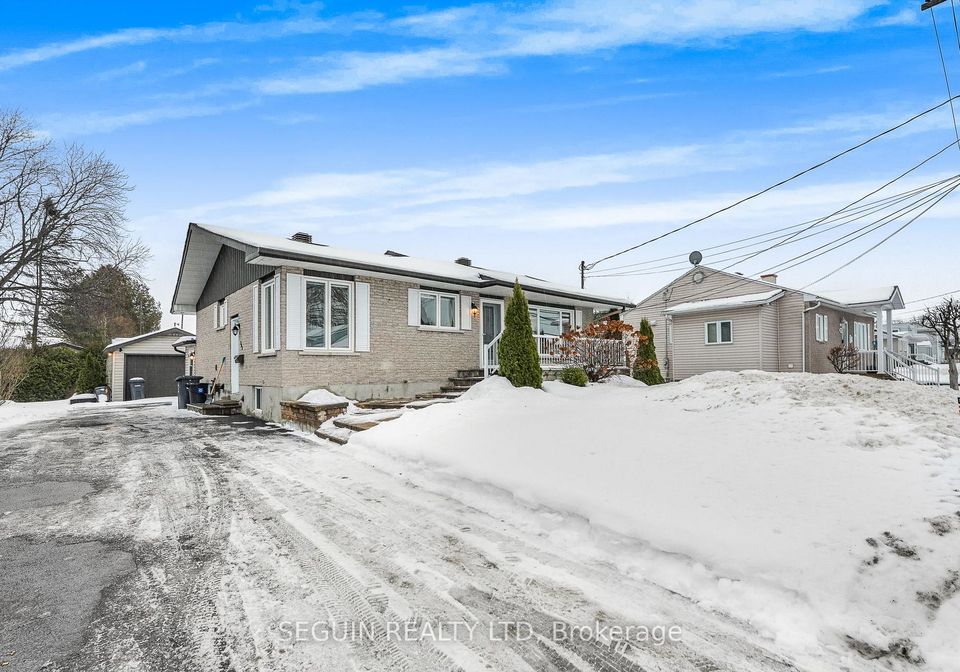 301-303-chamberlain-street-hawkesbury-ontario-x12686698