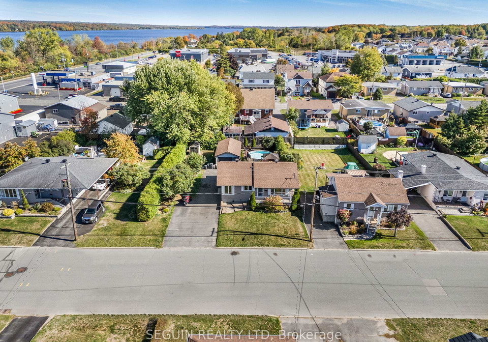 301-303-chamberlain-street-hawkesbury-ontario-x12686698