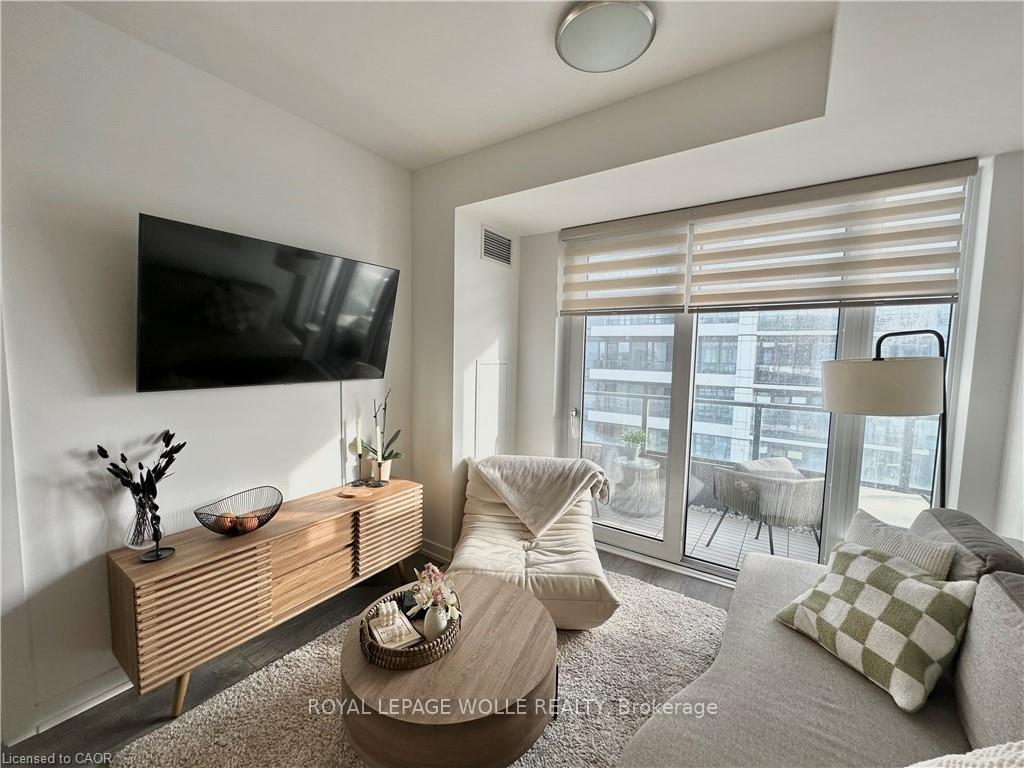 15-wellington-street-s-kitchener-ontario-x12687036