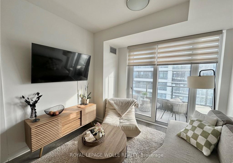 15-wellington-street-s-kitchener-ontario-x12687036