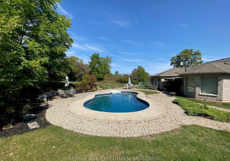 36-howe-island-ferry-road-kingston-ontario-x12687124