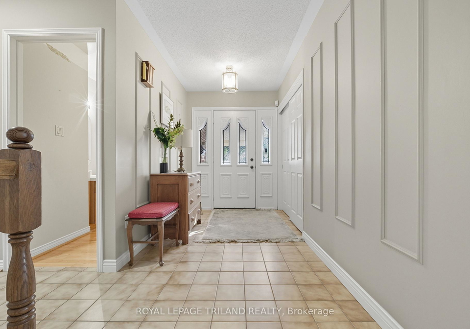 60-rosecliffe-crescent-london-south-ontario-x12687148