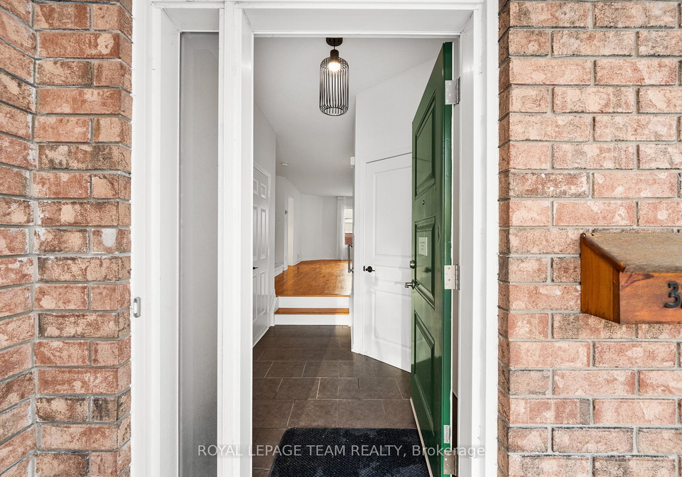 32-bishops-mills-way-kanata-ontario-x12687336