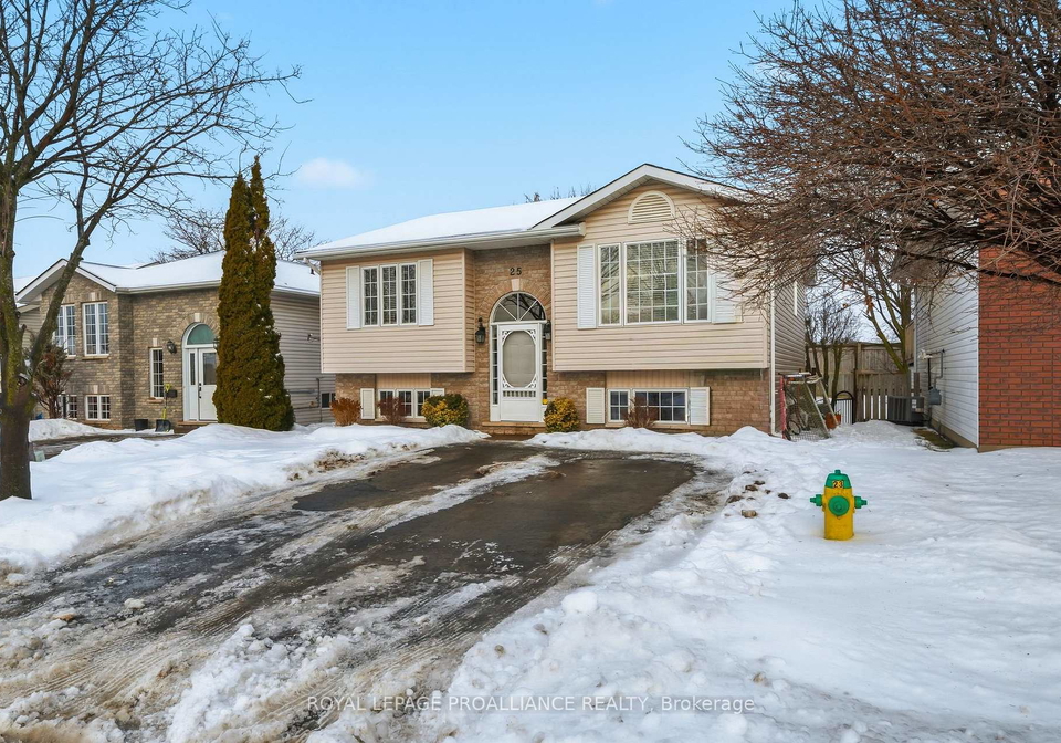 25-faraday-gardens-belleville-ontario-x12687414