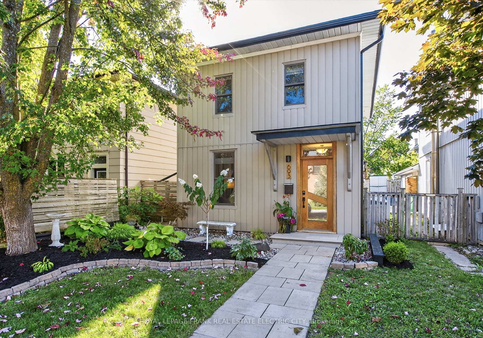 693-water-street-peterborough-ontario-x12687632