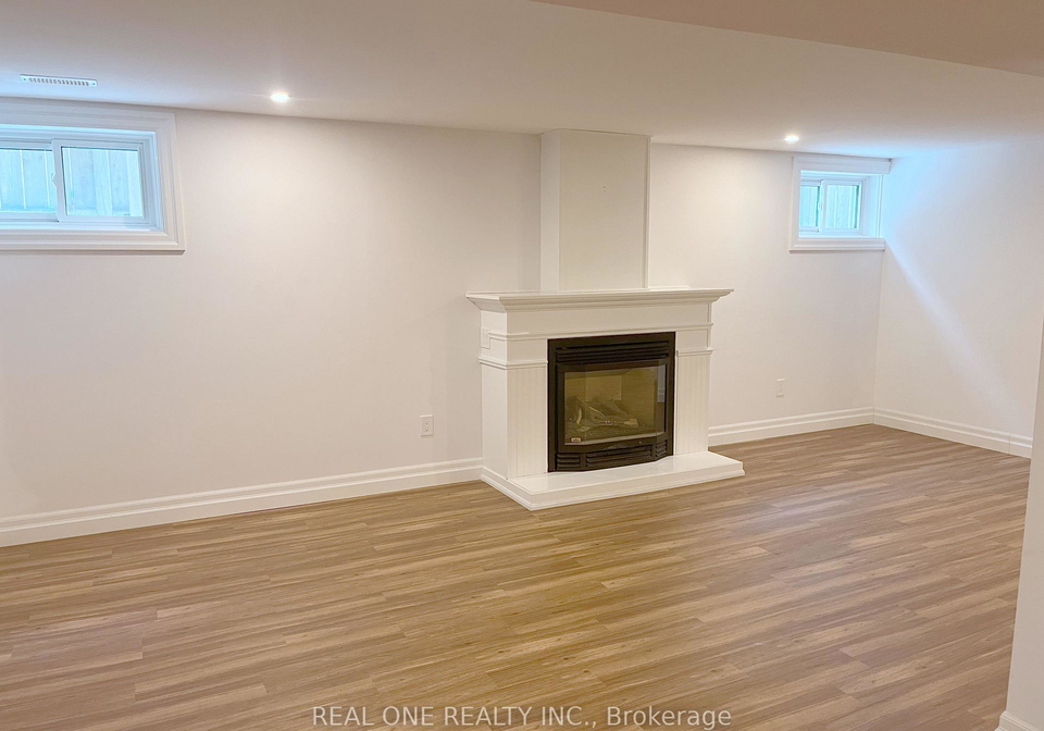 25-terrace-drive-hamilton-ontario-x12687860