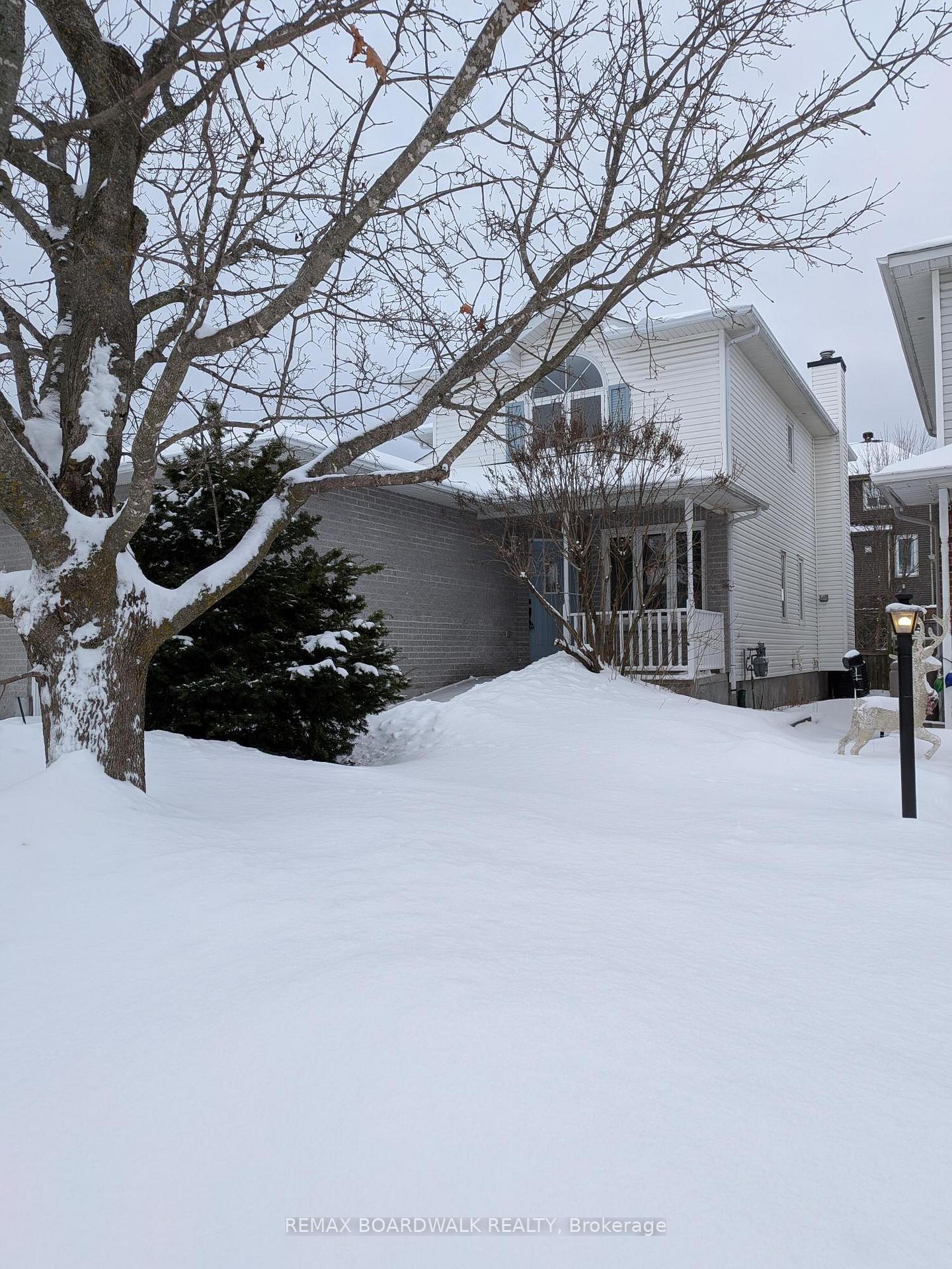 85-alon-street-ottawa-ontario-x12688198