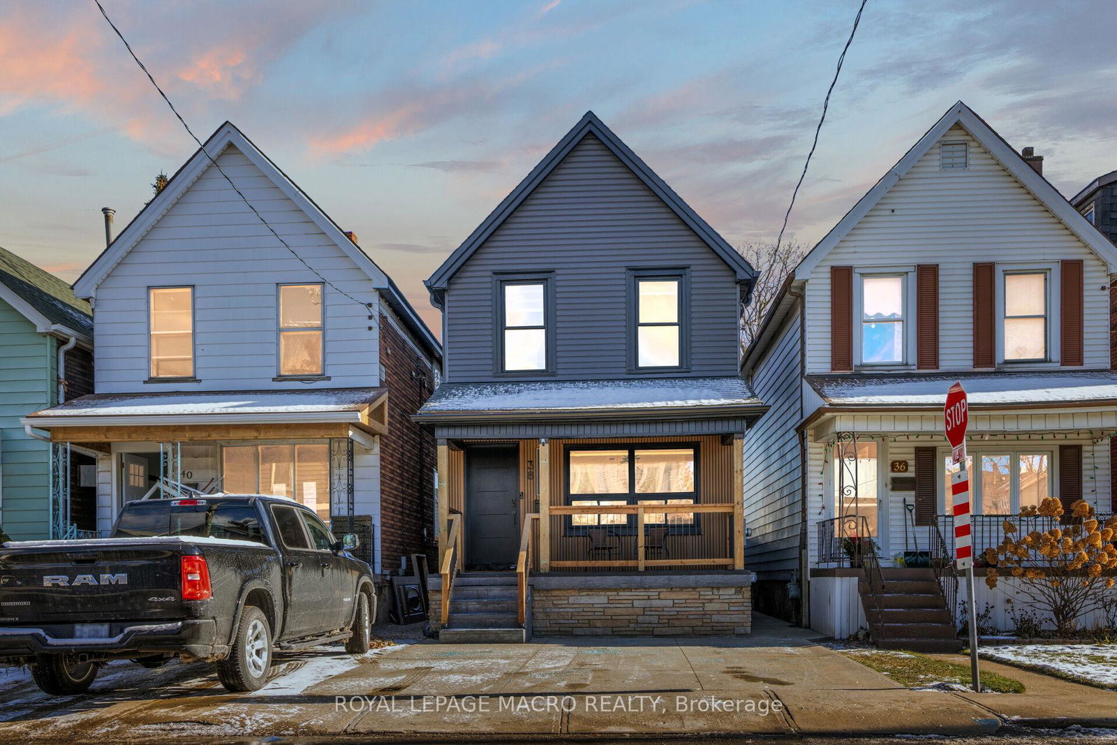 38-glendale-avenue-n-hamilton-ontario-x12688434