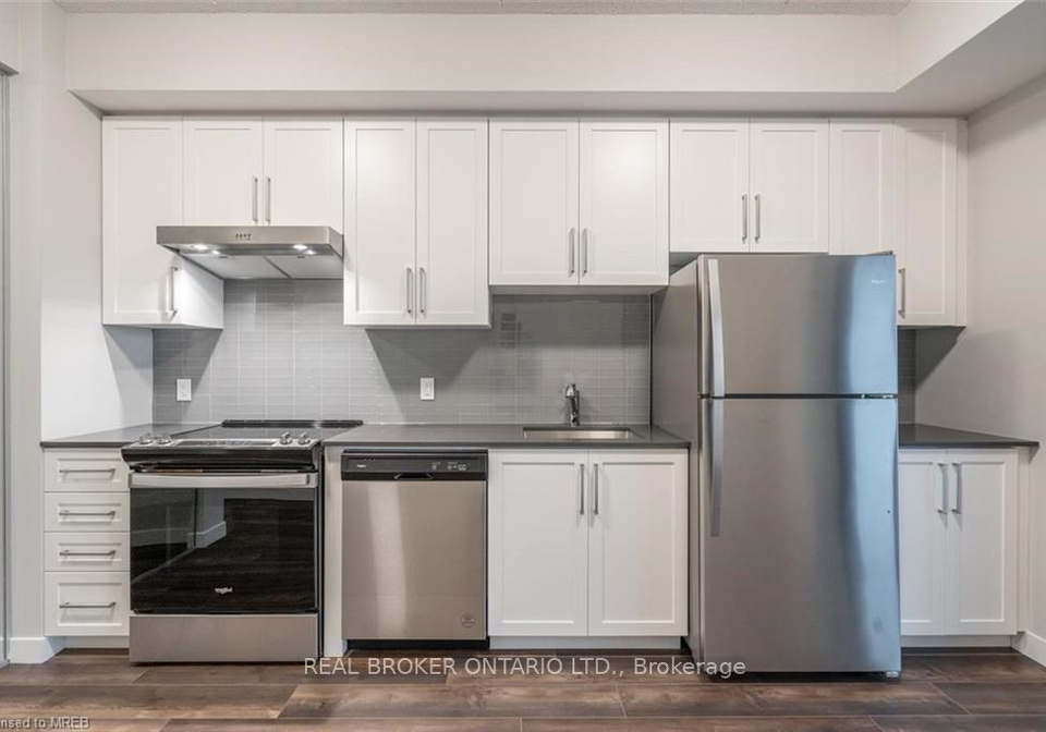 15-queen-street-s-hamilton-ontario-x12688456