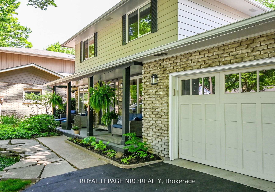 7077-ridgewood-crescent-niagara-falls-ontario-x12688744