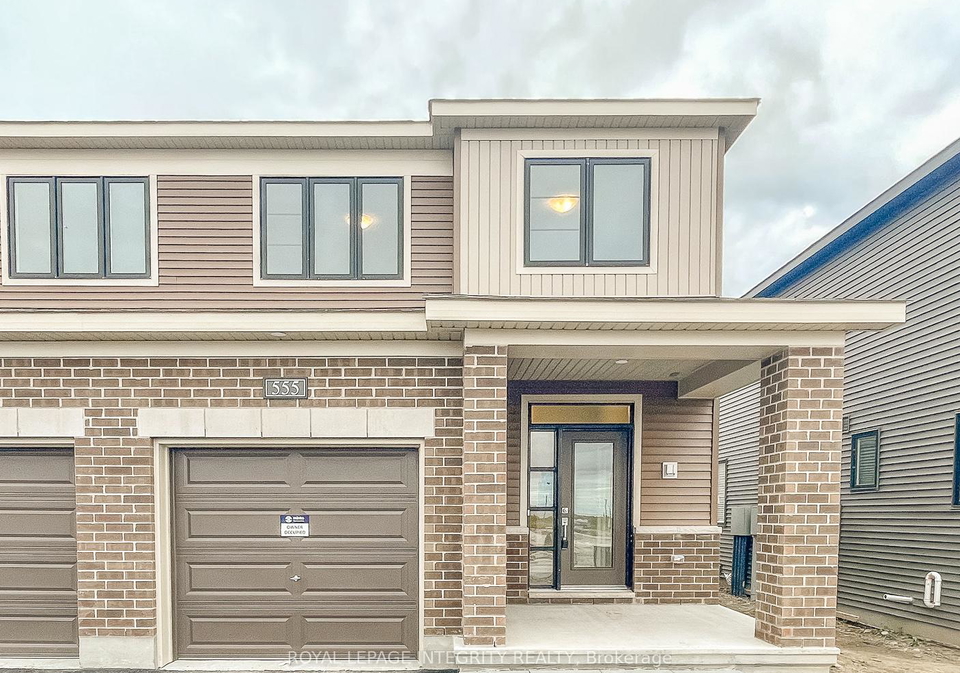 555-aglish-mews-ottawa-ontario-x12689938