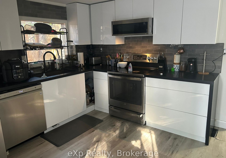 159-waterloo-street-kitchener-ontario-x12690556