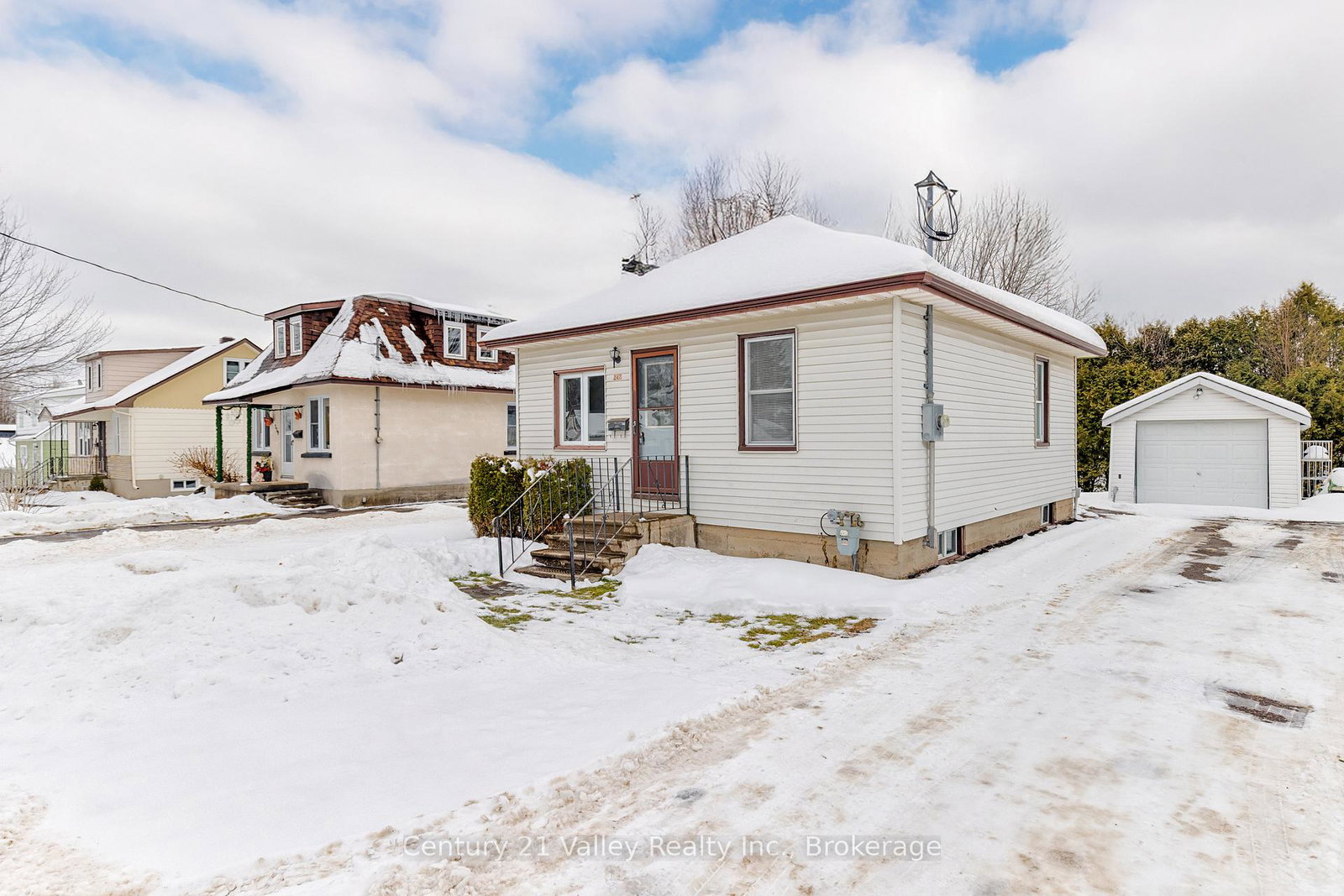 347-joffre-avenue-renfrew-ontario-x12690570
