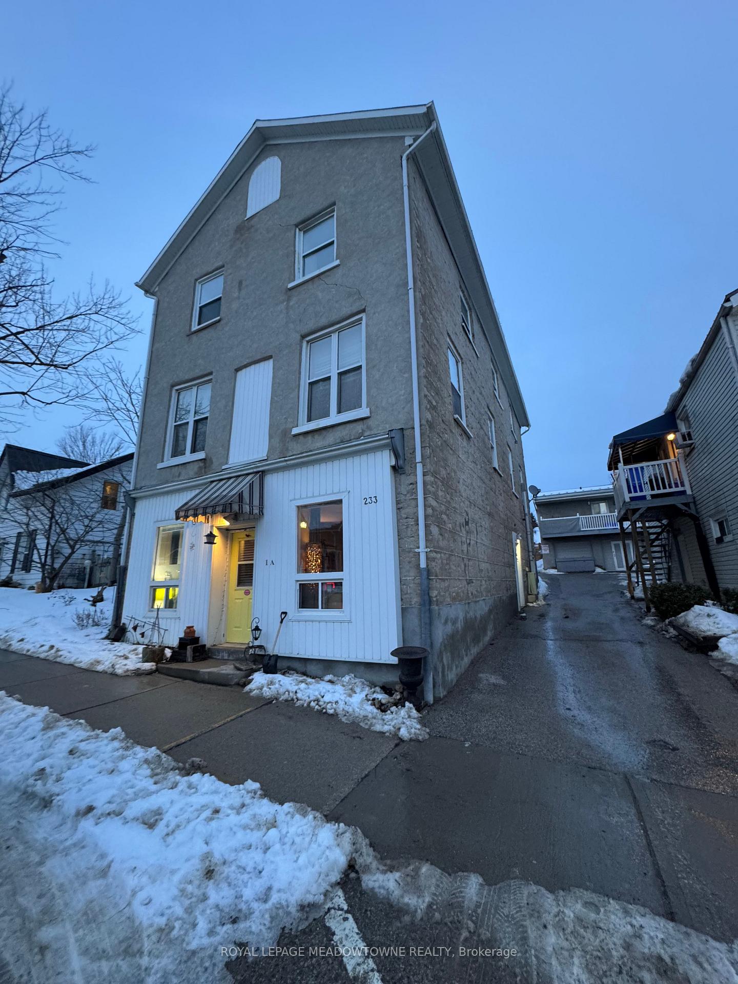 233-geddes-street-centre-wellington-ontario-x12690598