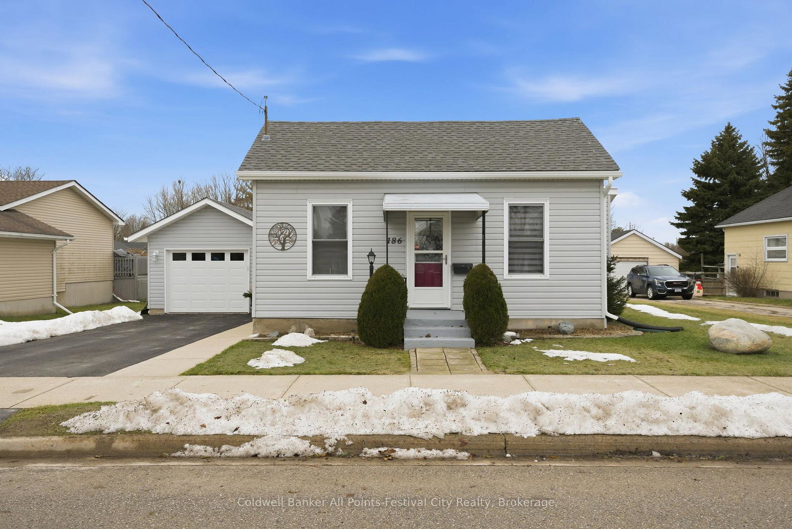 186-wellington-street-s-goderich-ontario-x12691028