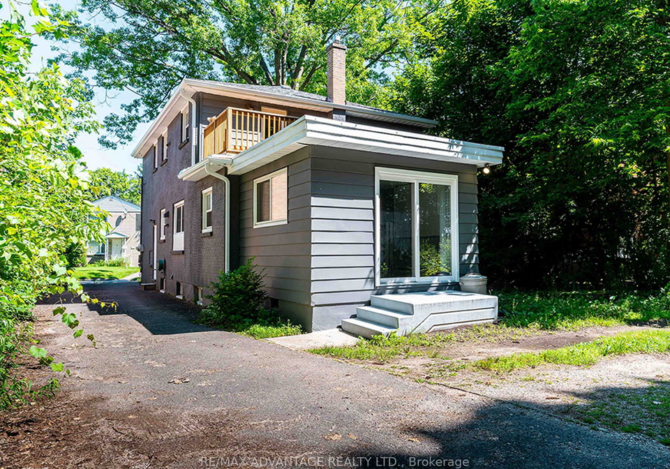 206-208-barry-place-london-north-ontario-x12691046