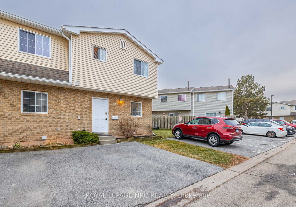 8136-coventry-road-niagara-falls-ontario-x12691172