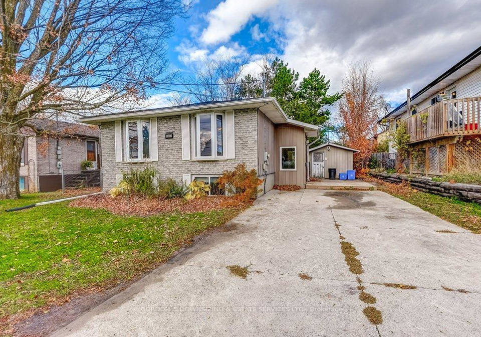 30-ermatinger-street-selwyn-ontario-x12691252