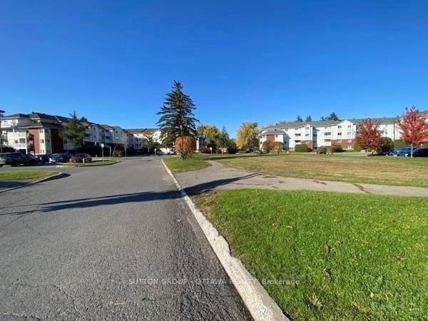 268-lorry-greenberg-drive-hunt-club-south-keys-and-area-ottawa-ontario-x12691992
