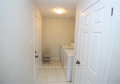 8287-tulip-tree-drive-niagara-falls-ontario-x12692478