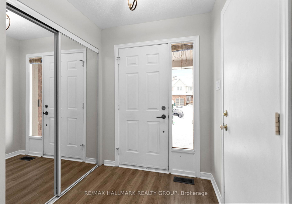 37-roblyn-way-ottawa-ontario-x12692498