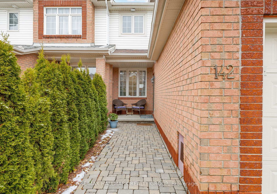 142-inverkip-avenue-ottawa-ontario-x12692674