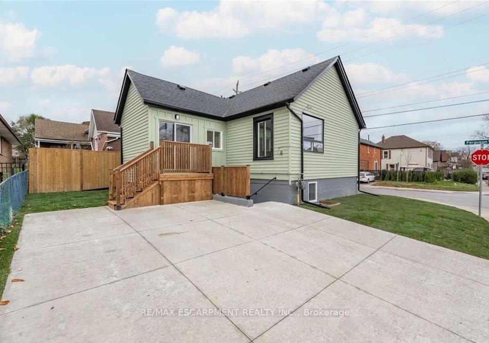 476-ferguson-avenue-n-hamilton-ontario-x12693036