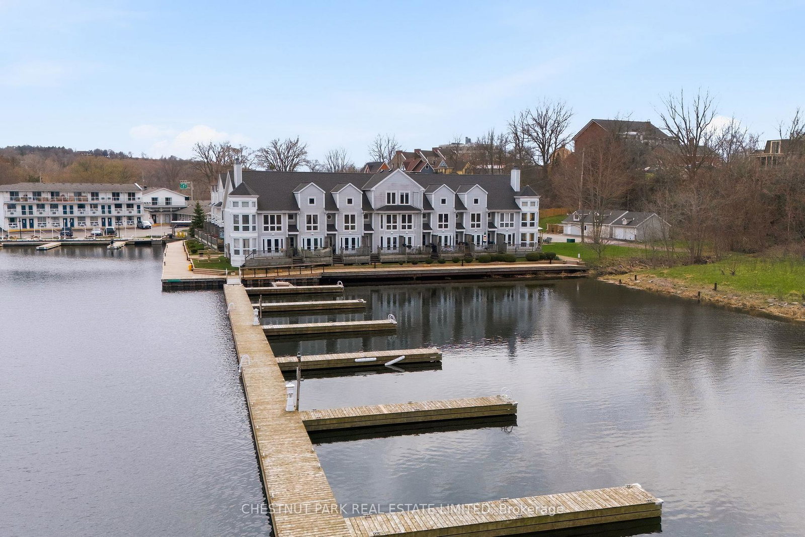 1-mortimer-street-prince-edward-county-ontario-x12693278