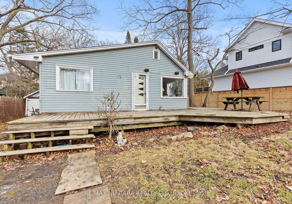 13-wilberforce-avenue-niagara-on-the-lake-ontario-x12693400