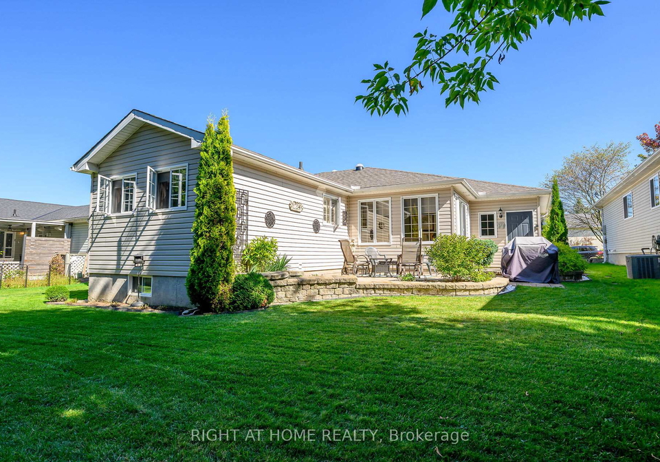 110-kilroot-place-hamilton-ontario-x12693434