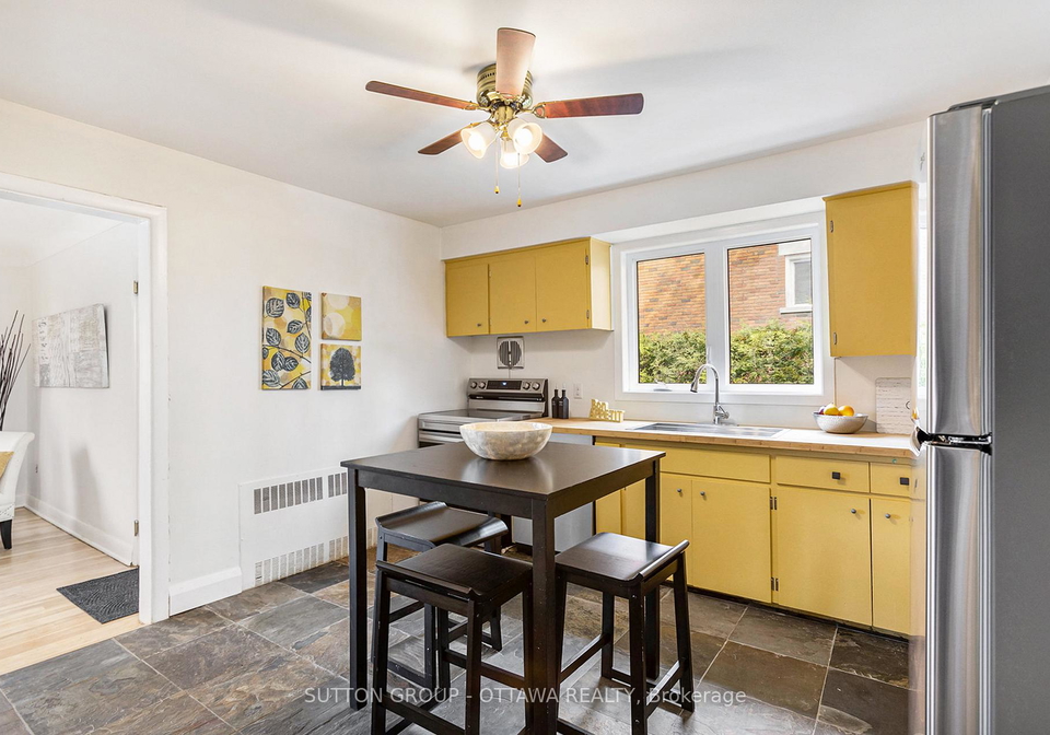 143-granville-street-ottawa-ontario-x12693868