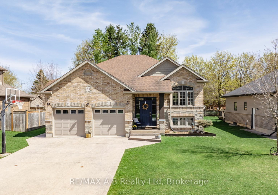 83-sylvia-street-west-perth-ontario-x12694108