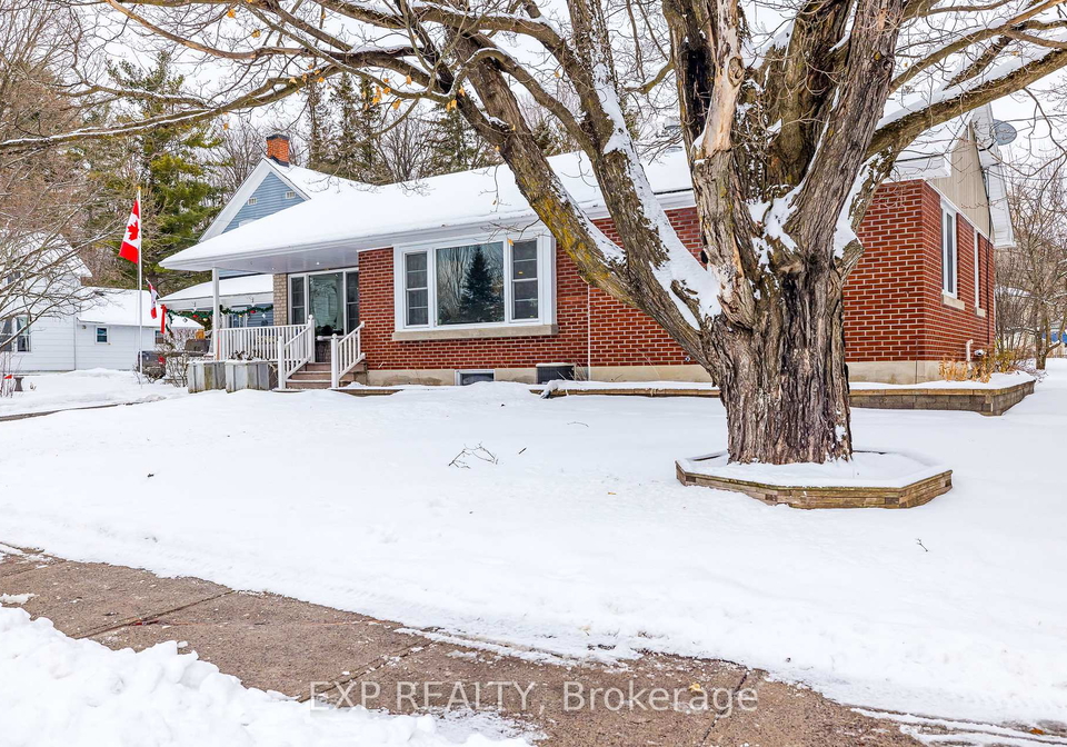 74-malcolm-street-mississippi-mills-ontario-x12694200