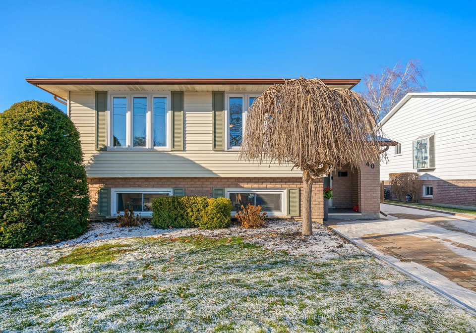 40-crestcombe-road-st-catharines-ontario-x12694770