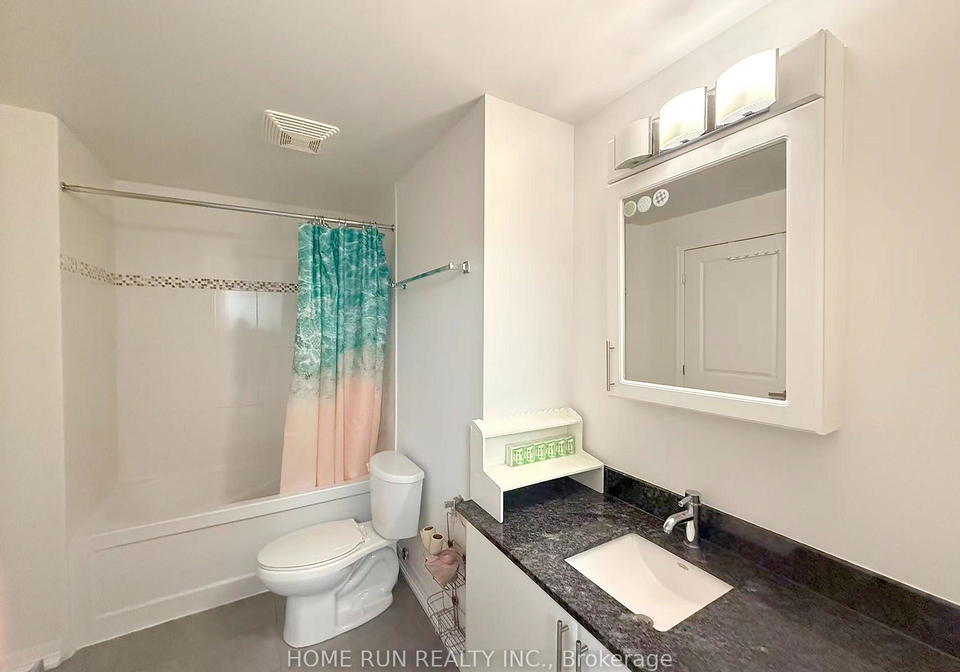 242-rideau-street-lower-town-sandy-hill-ottawa-ontario-x12694802