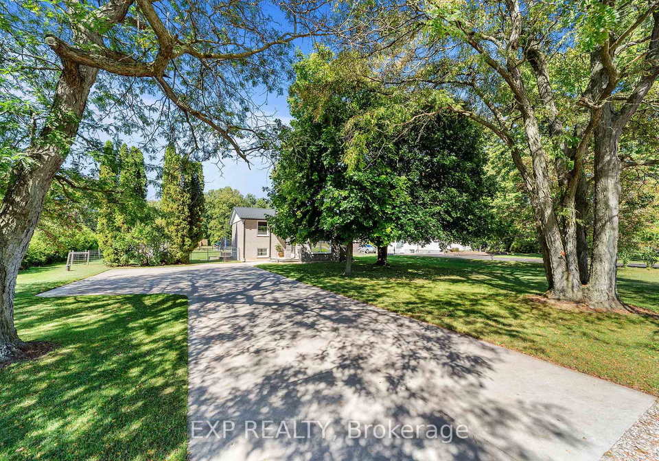 9122-parkhouse-drive-strathroy-caradoc-ontario-x12694886