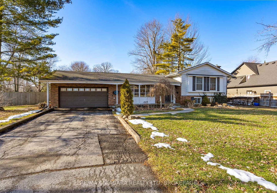 587-daytona-drive-fort-erie-ontario-x12694896