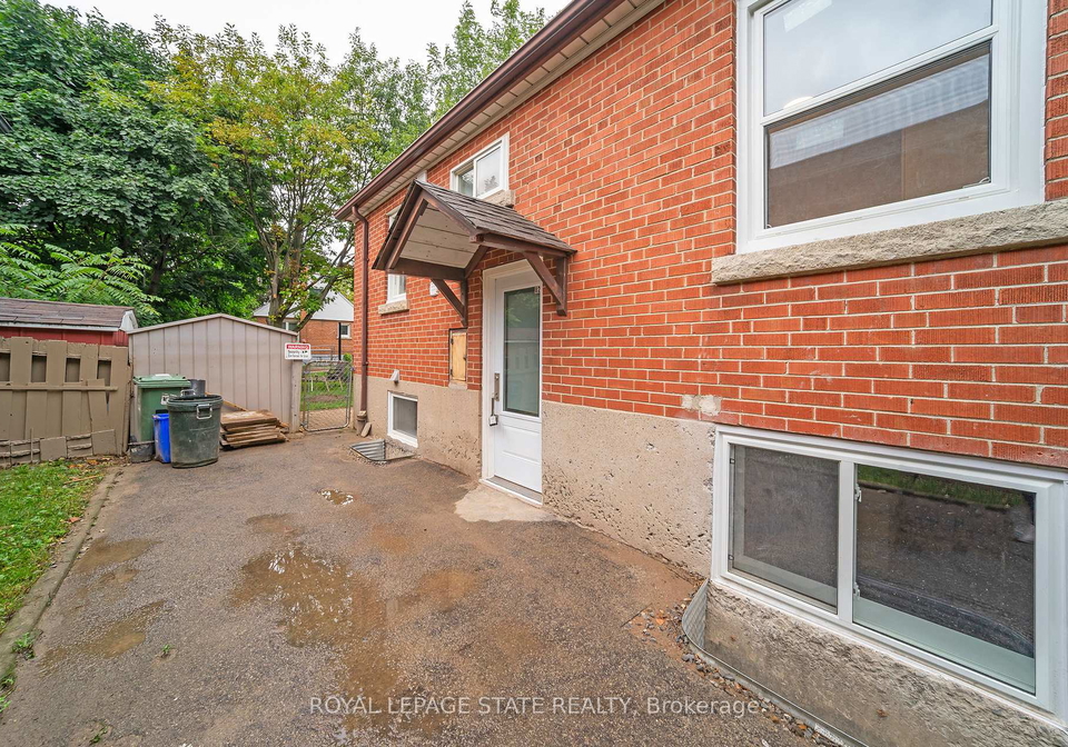 172-east-34th-street-hamilton-ontario-x12694990
