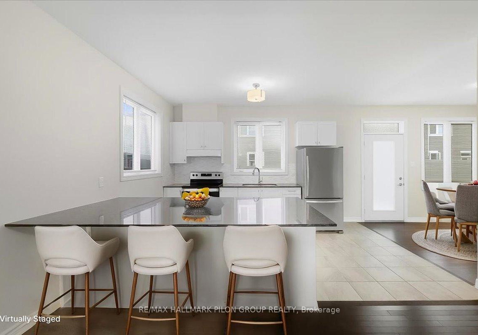 504-loury-row-ottawa-ontario-x12695060