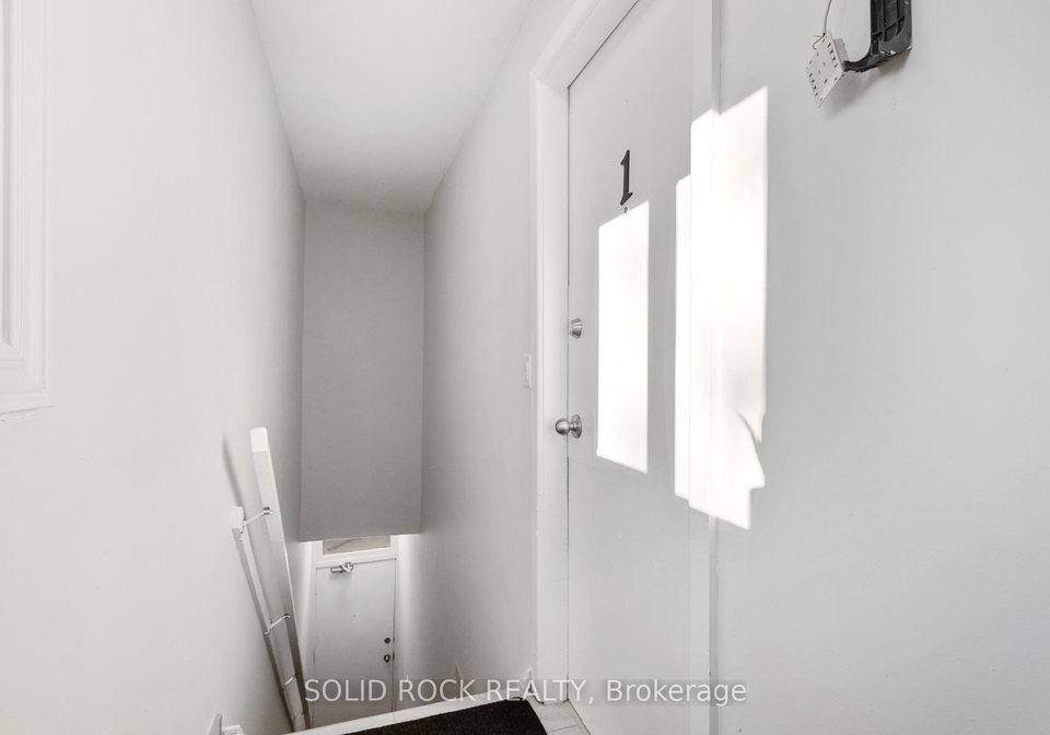420-arlington-avenue-ottawa-ontario-x12695308