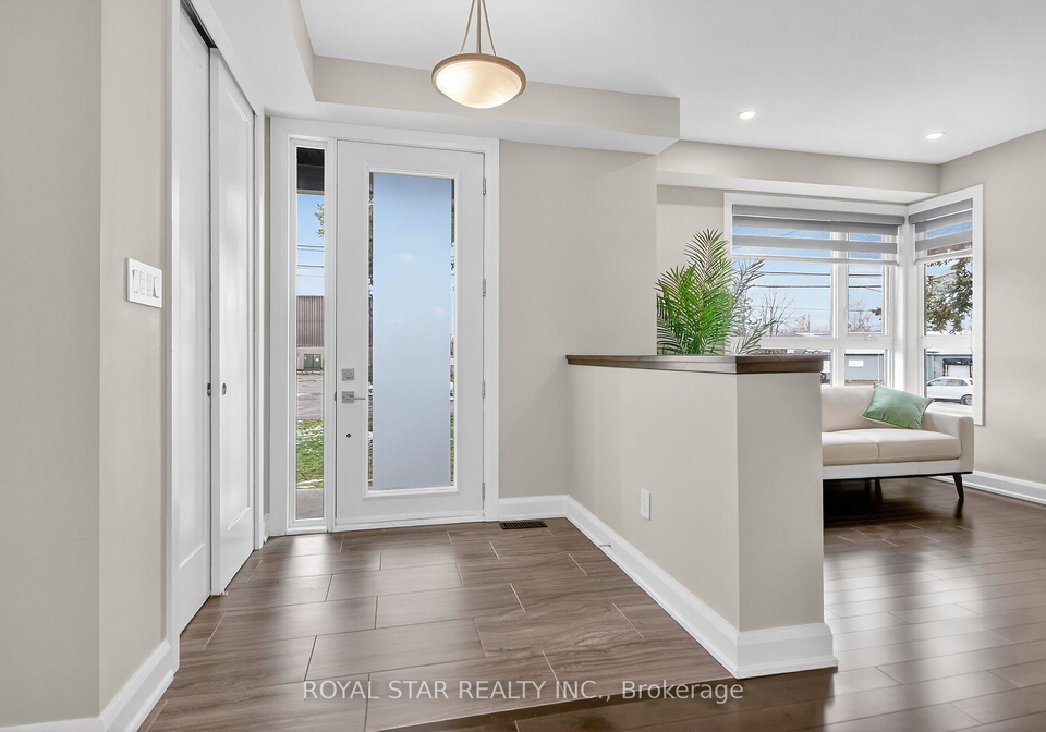 17-rideau-heights-drive-ottawa-ontario-x12695346