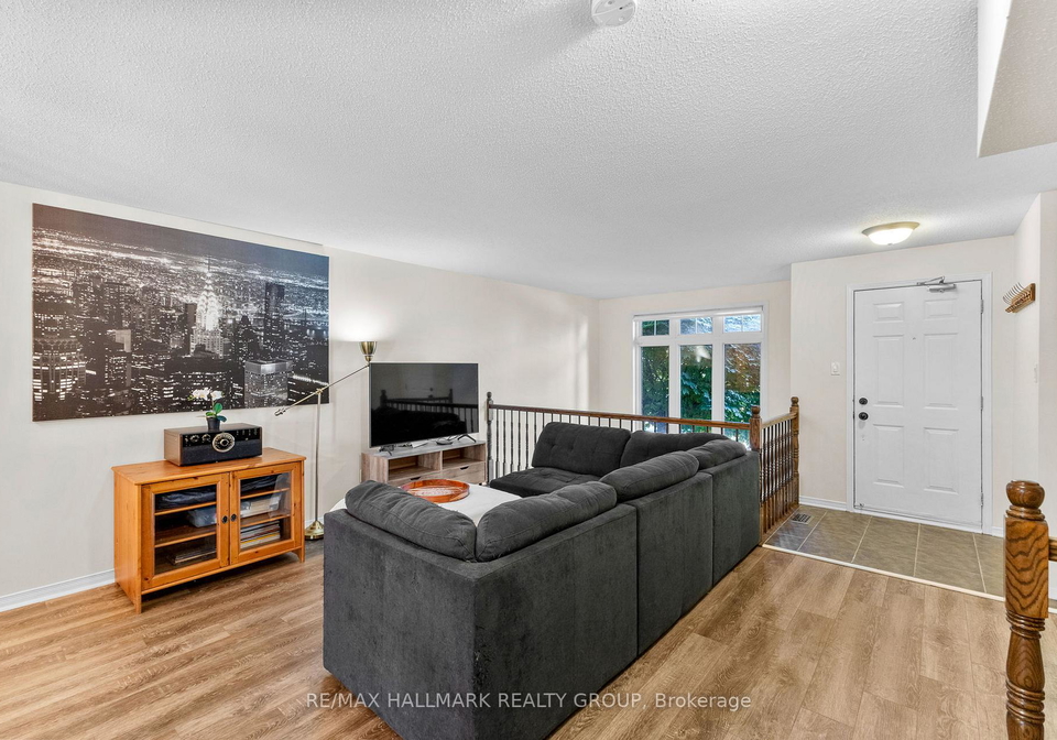 325-elite-private-ottawa-ontario-x12695358